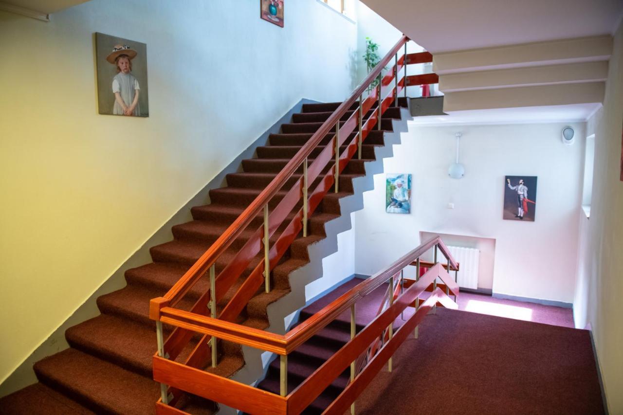 Hotel Panoramic Ramnicu Valcea Bagian luar foto